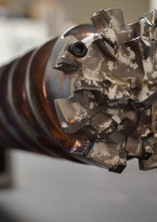 تنگستن صنعتی و تفاوت آن با الماس طبیعی